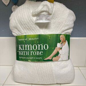 Essence of Beauty kimono bath robe